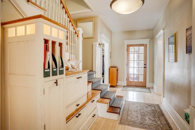 156 Arthur Avenue SE, Minneapolis, MN 55414