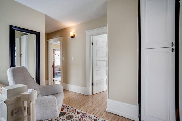 156 Arthur Avenue SE, Minneapolis, MN 55414