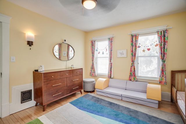 156 Arthur Avenue SE, Minneapolis, MN 55414