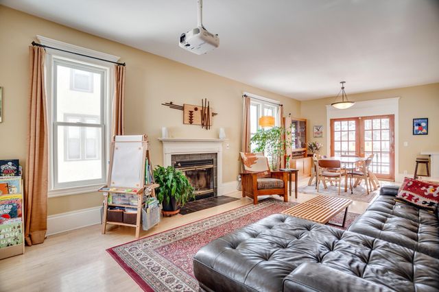 156 Arthur Avenue SE, Minneapolis, MN 55414