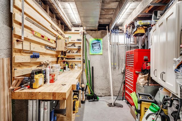 156 Arthur Avenue SE, Minneapolis, MN 55414