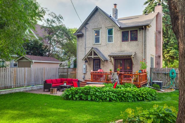 156 Arthur Avenue SE, Minneapolis, MN 55414