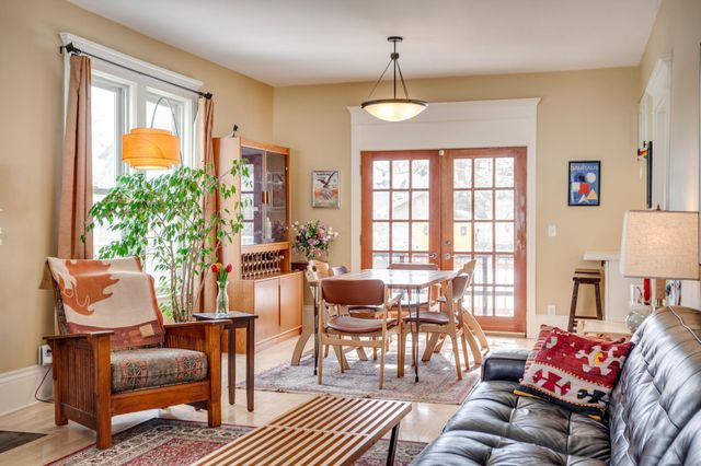 156 Arthur Avenue SE, Minneapolis, MN 55414