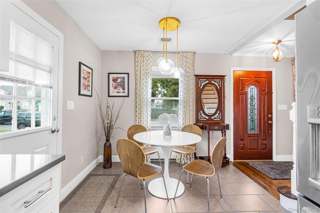 159 Raff Avenue, Mineola, NY 11501