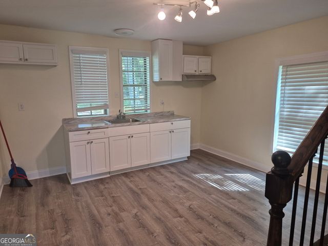 395 S Elm Street, Commerce, GA 30529