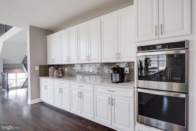 15718 HENRIETTA DR, Accokeek, MD 20607