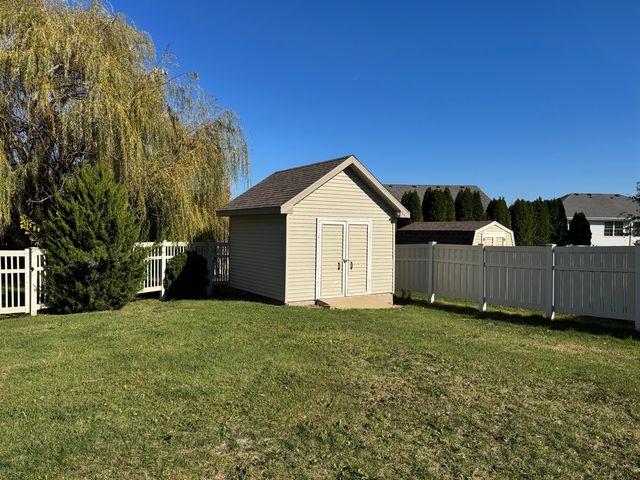 233 Highpoint Circle N, Bourbonnais, IL 60914