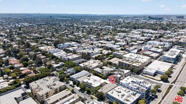 1811 Parnell Avenue, Los Angeles, CA 90025