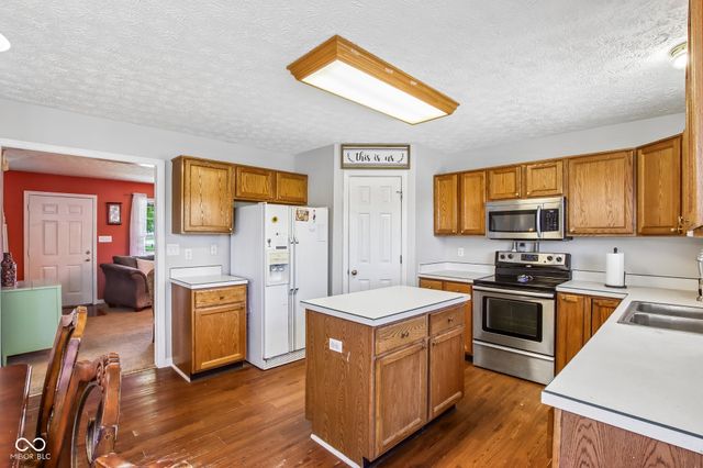 565 Yorktown Lane, Avon, IN 46123