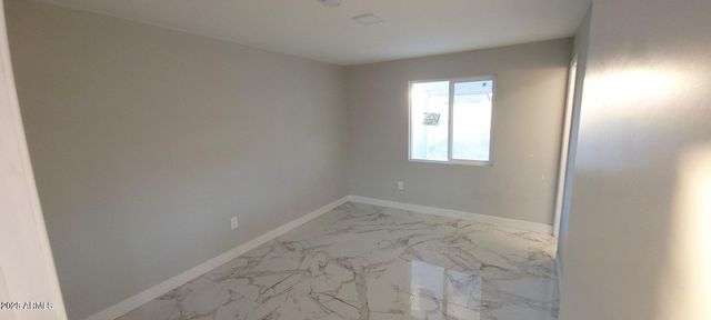 1826 N 73RD Avenue, Phoenix, AZ 85035