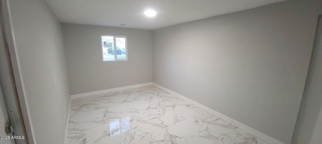 1826 N 73RD Avenue, Phoenix, AZ 85035