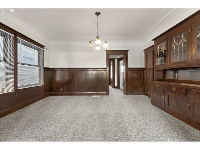 423 Se 28TH Ave, Portland, OR 97214