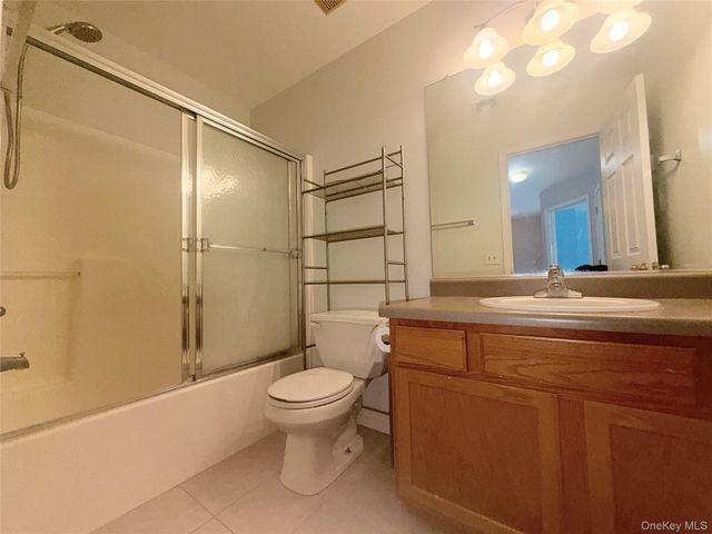 566 County Route 49, Middletown, NY 10940