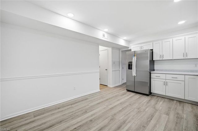 3820 Hearthside LN, Virginia Beach, VA 23453