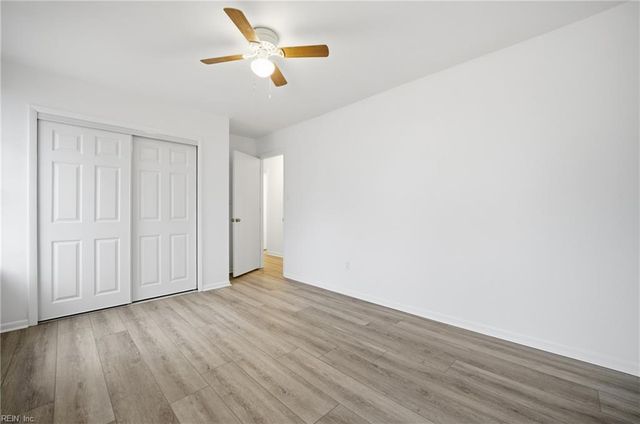 3820 Hearthside LN, Virginia Beach, VA 23453