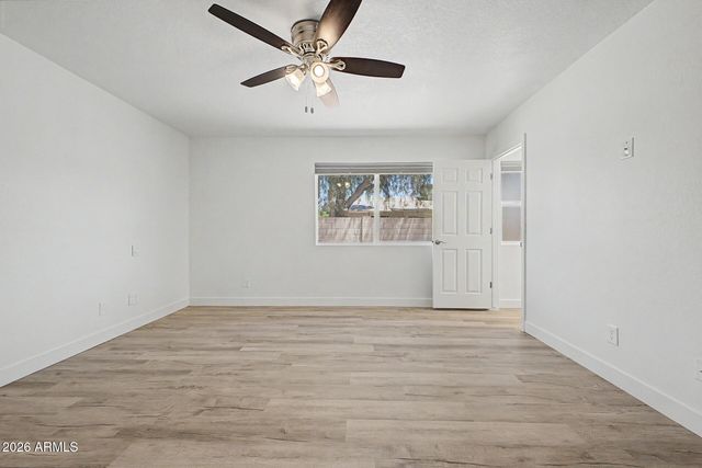 8709 W VERNON Avenue, Phoenix, AZ 85037