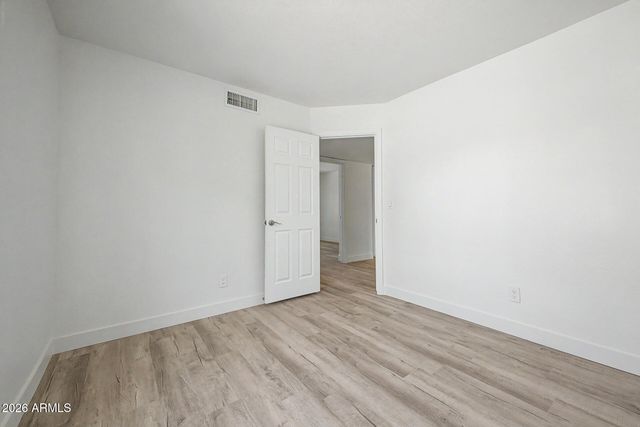 8709 W VERNON Avenue, Phoenix, AZ 85037