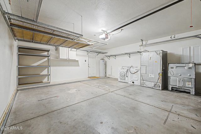 8709 W VERNON Avenue, Phoenix, AZ 85037