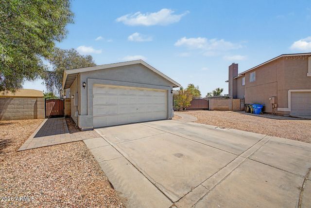 8709 W VERNON Avenue, Phoenix, AZ 85037