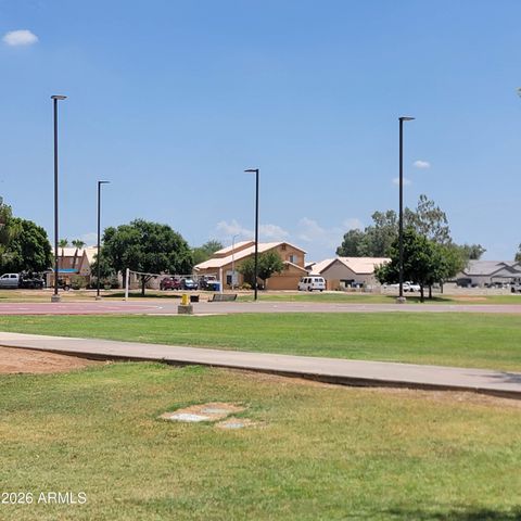 8709 W VERNON Avenue, Phoenix, AZ 85037