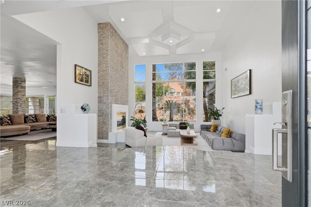 8632 Canyon View Drive, Las Vegas, NV 89117