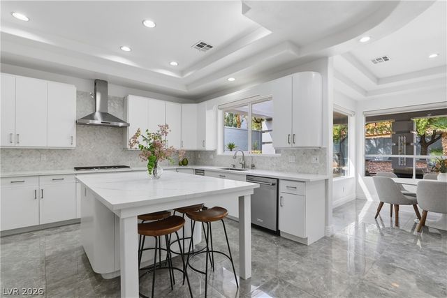 8632 Canyon View Drive, Las Vegas, NV 89117