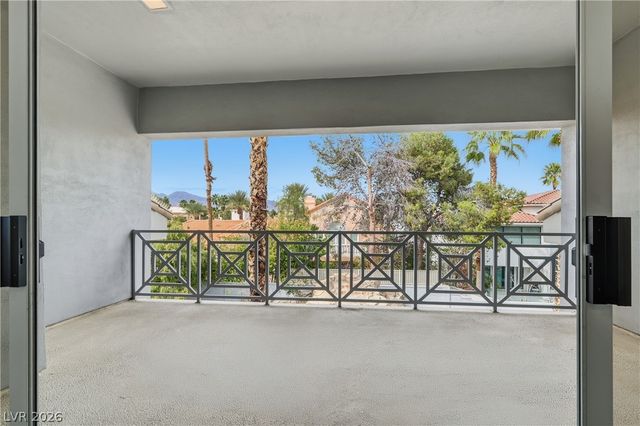 8632 Canyon View Drive, Las Vegas, NV 89117