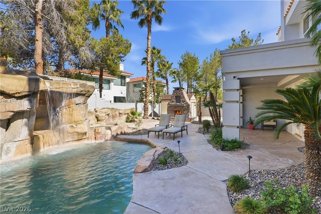 8632 Canyon View Drive, Las Vegas, NV 89117