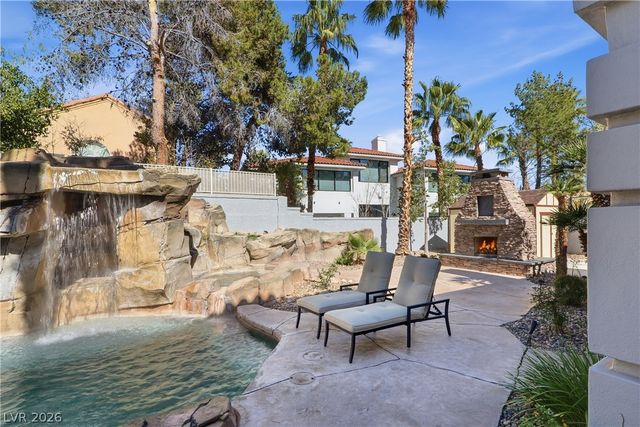 8632 Canyon View Drive, Las Vegas, NV 89117