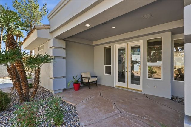 8632 Canyon View Drive, Las Vegas, NV 89117