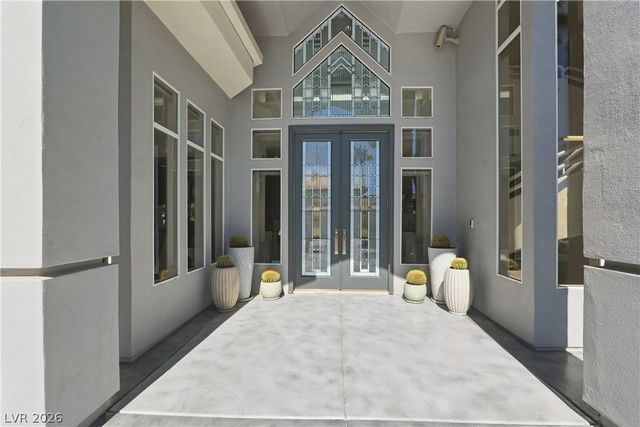 8632 Canyon View Drive, Las Vegas, NV 89117