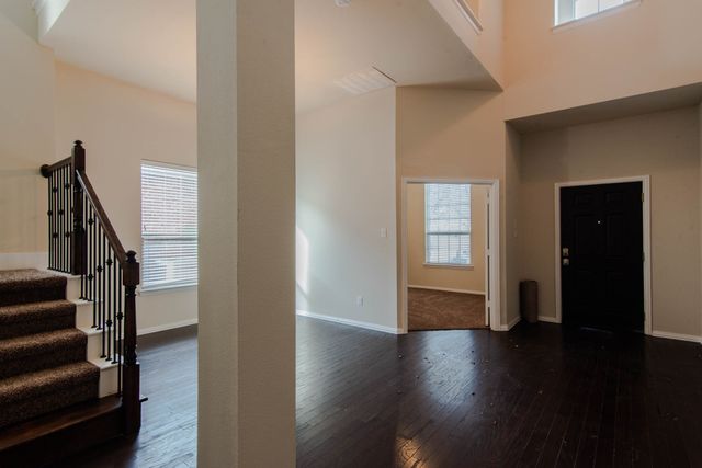 1512 Cockatiel Drive, Little Elm, TX 75068