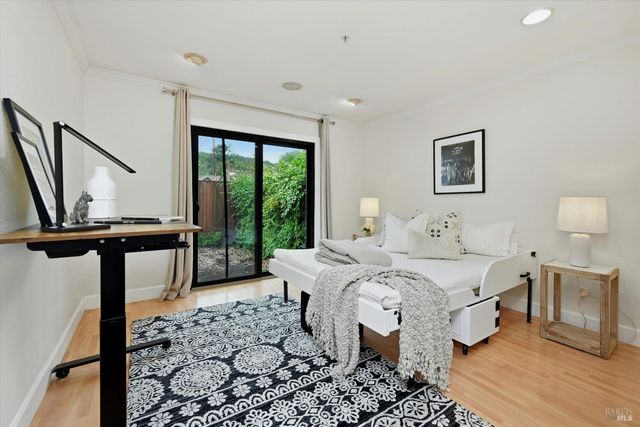 29 Vanessa Ct W, Napa, CA 94558