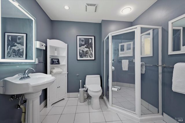 29 Vanessa Ct W, Napa, CA 94558