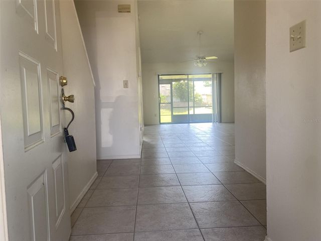 42 PINE ISLAND CIRCLE, Kissimmee, FL 34743