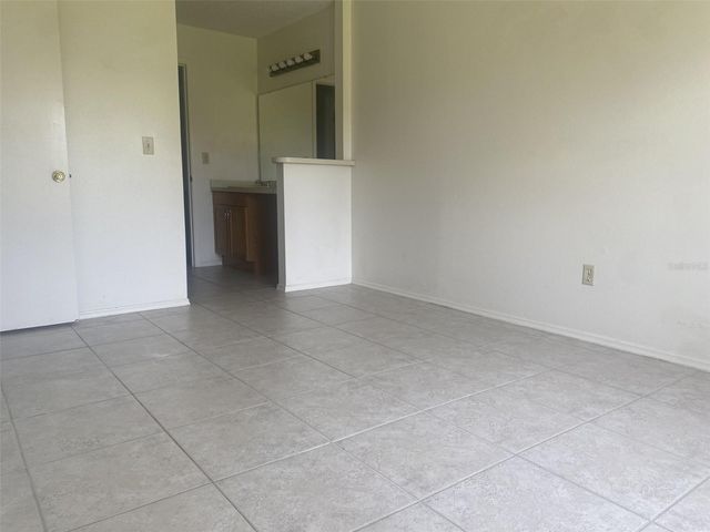42 PINE ISLAND CIRCLE, Kissimmee, FL 34743