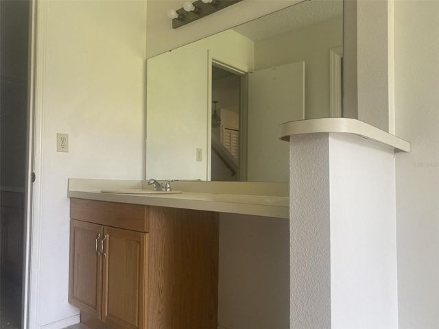 42 PINE ISLAND CIRCLE, Kissimmee, FL 34743