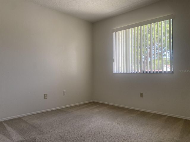 42 PINE ISLAND CIRCLE, Kissimmee, FL 34743