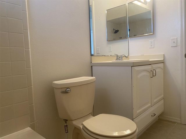 42 PINE ISLAND CIRCLE, Kissimmee, FL 34743