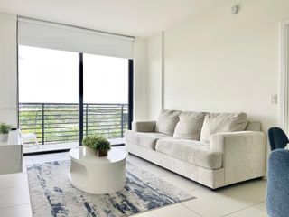 5350 NW 84th Ave 705, Doral, FL 33166