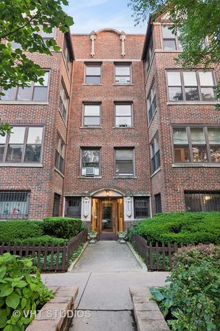 629 W Buckingham Place 1W, Chicago, IL 60657