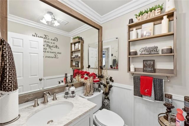 1474 Greenbriar Avenue, Corona, CA 92878