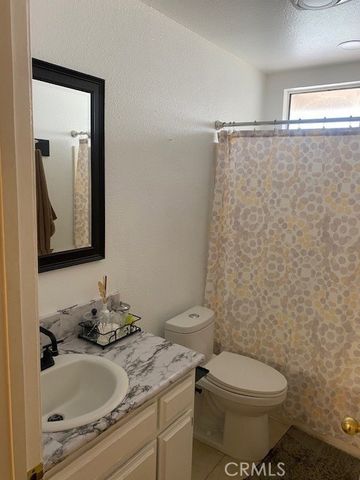 1665 N Fillmore Avenue N, Rialto, CA 92376