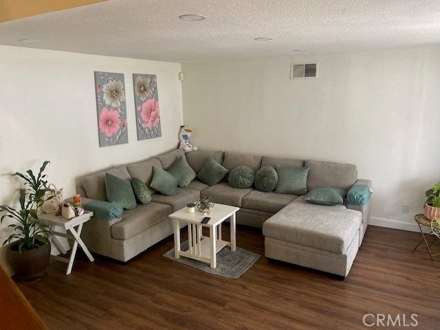 1665 N Fillmore Avenue N, Rialto, CA 92376