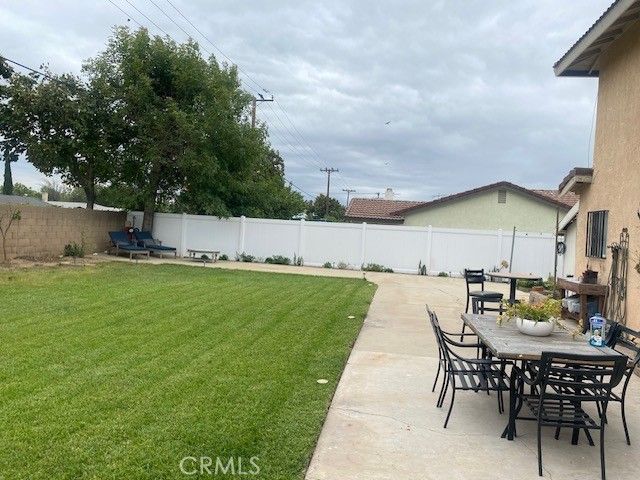 1665 N Fillmore Avenue N, Rialto, CA 92376