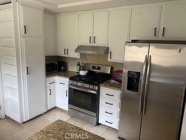 1665 N Fillmore Avenue N, Rialto, CA 92376