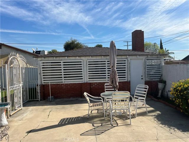 640 W Palmer, Compton, CA 90220