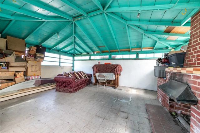 640 W Palmer, Compton, CA 90220