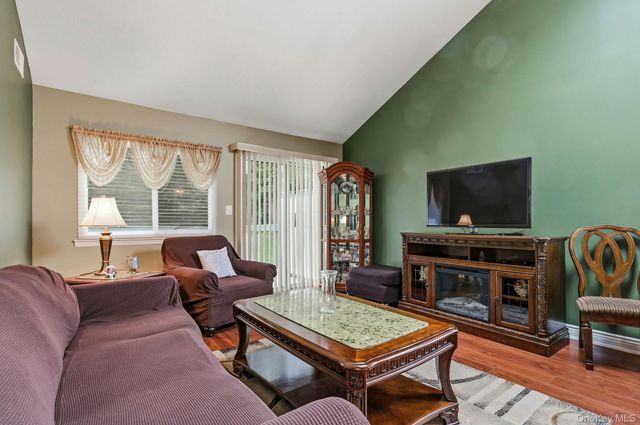 71 Timber Ridge Drive 71, Holtsville, NY 11742