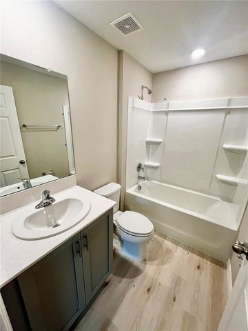 14664 GALLOP RUN DRIVE, Lithia, FL 33547